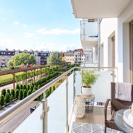 Apartament "Anna" - Kwartal Rozy Wiatrow, 15 Min Spacerem Od Plazy Свіноуйсьце Екстер'єр фото