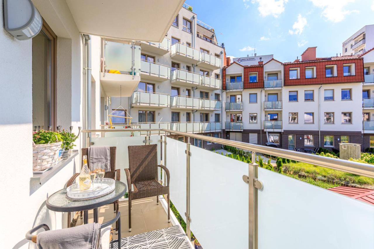 Apartament "Anna" - Kwartal Rozy Wiatrow, 15 Min Spacerem Od Plazy Свіноуйсьце Екстер'єр фото