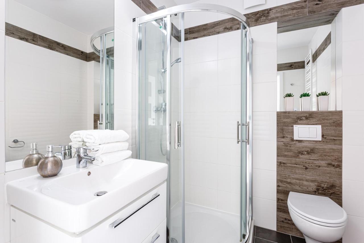 Apartament "Anna" - Kwartal Rozy Wiatrow, 15 Min Spacerem Od Plazy Свіноуйсьце Екстер'єр фото